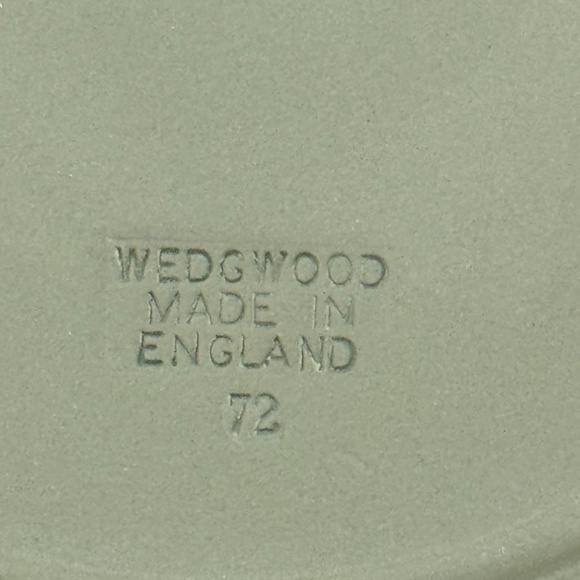 Vtg Wedgwood Jasper Sage Green Mother Plate 1972 With Pamphlet Made In England - Picture 3 of 8